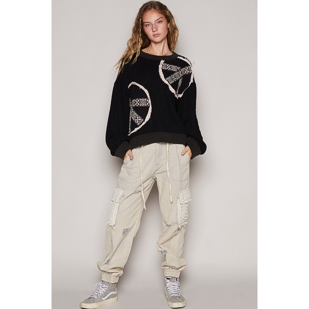 POL Relaxed Fit Peace Patched Waffle Top in Black Vintage Wash - Picture 6 of 7